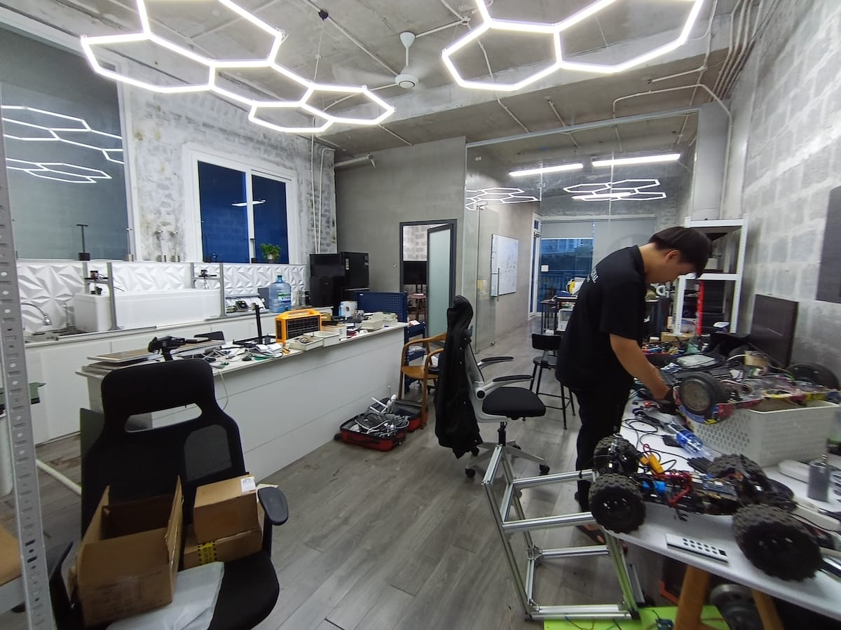 AlphaBits office and teamwork 6