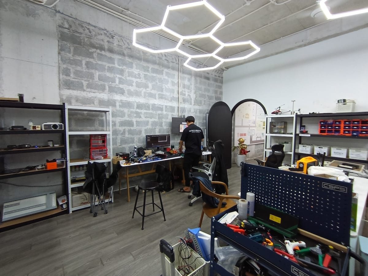 AlphaBits office and teamwork 7